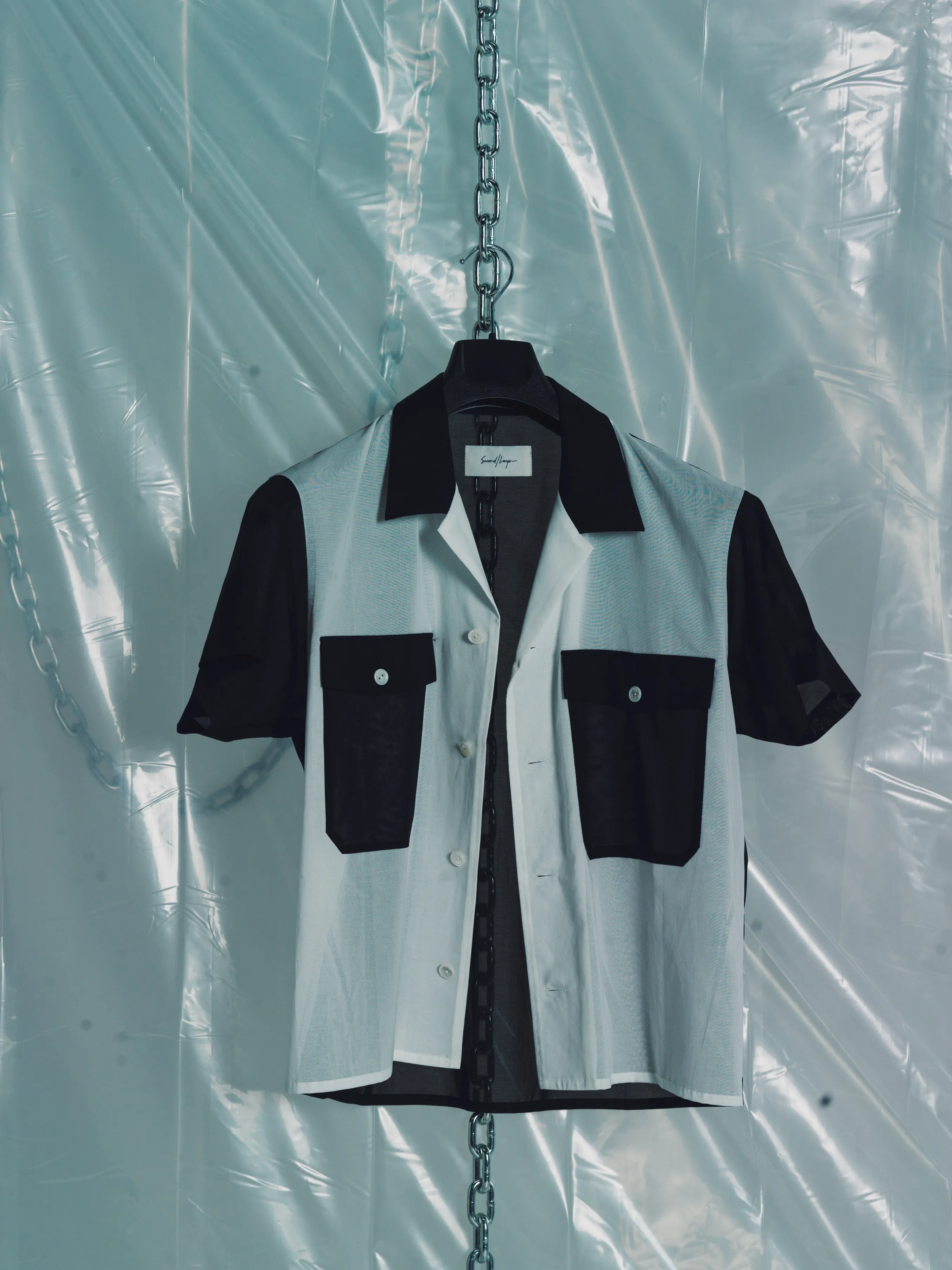 CROPPED OPEN COLLAR SS SHIRT | BLACK WHITE