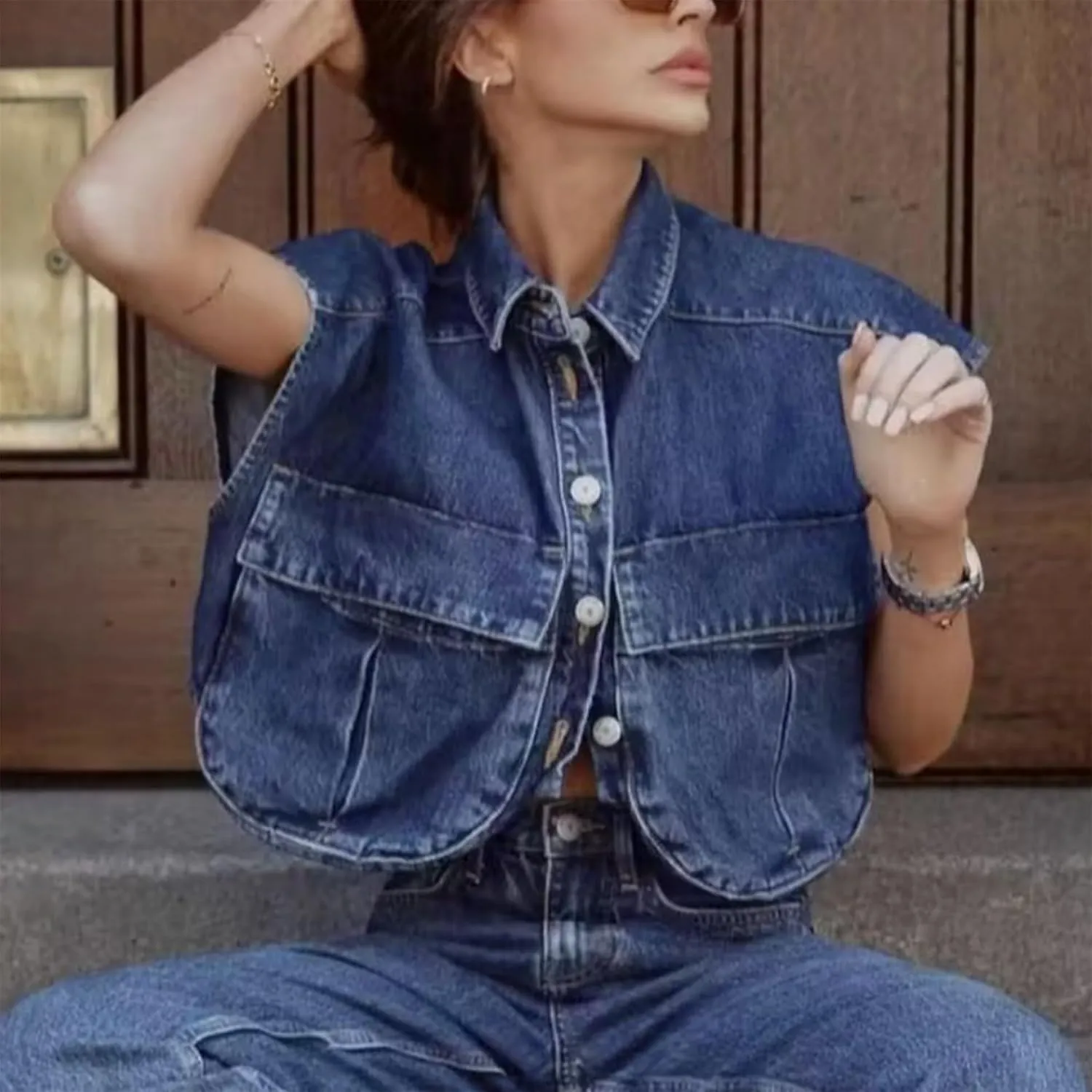 Denim Vest Women Button Down Polo Neck Cropped Loose Sleeveless Shirt Top Jean Jacket Coat with Pockets