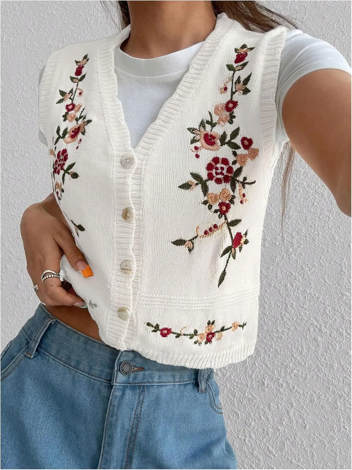 GORGLITTER Women's Flower Embroidery Vintage Sweater Vest Sleeveless Western Country Concert Cardigan Tops