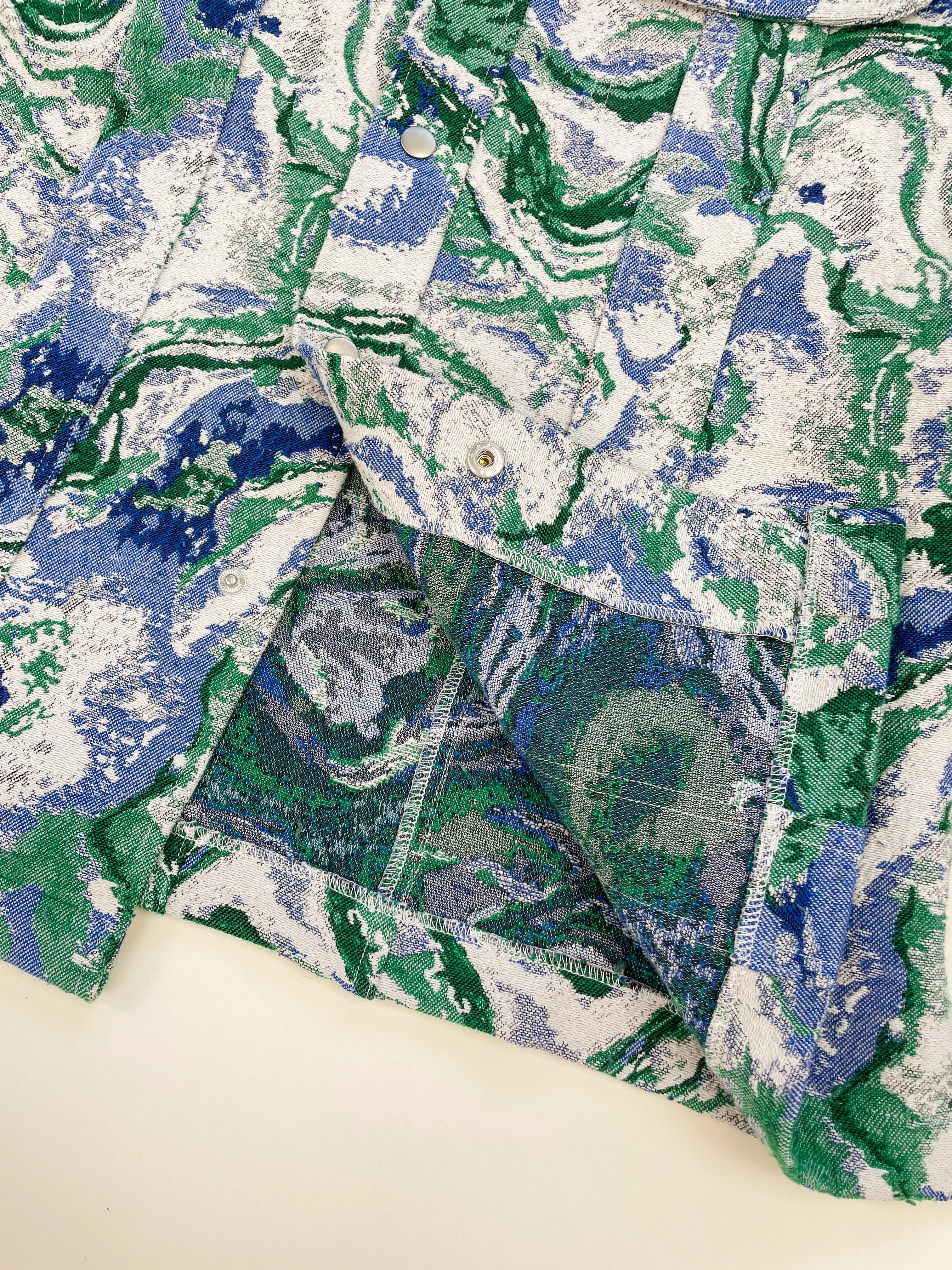 MARBLE PATTERNED RECYCLED JACKET