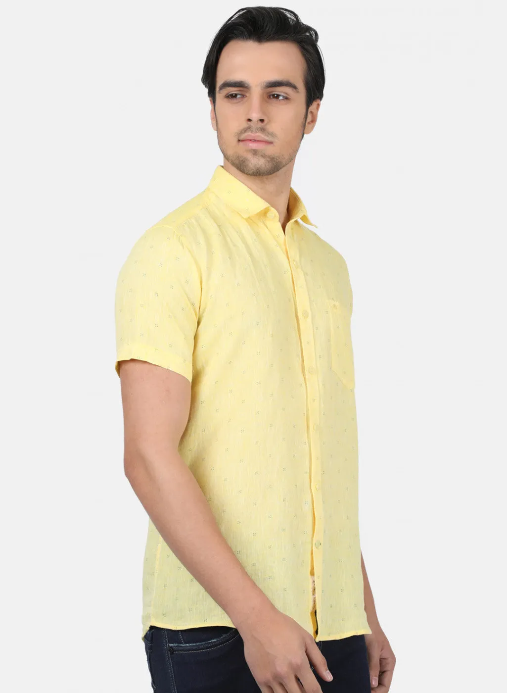 Men Yellow Printed Shirts