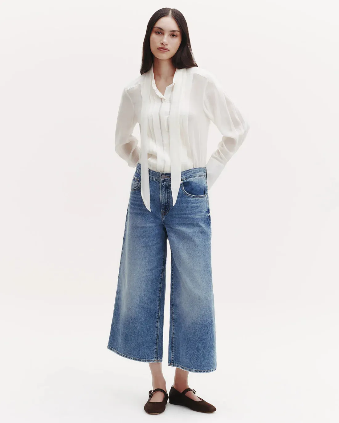 Patti Top with Pleats and Tie in Ivory