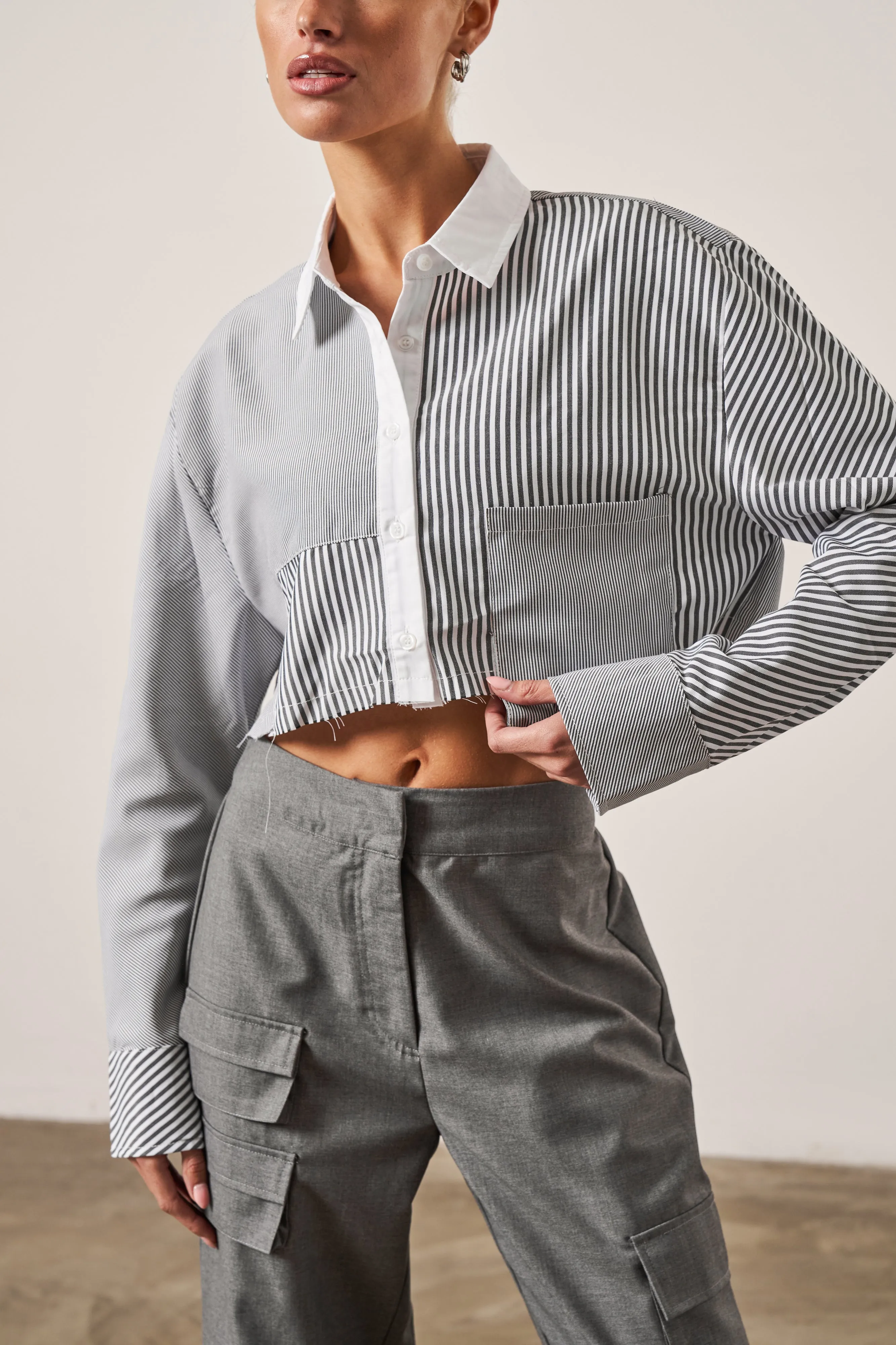 SPLICED MIXED STRIPE CROPPED SHIRT - GREY