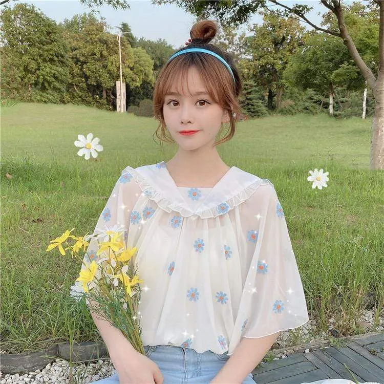 Women's Cute Peter Pan Collar Floral Chiffon Shirts