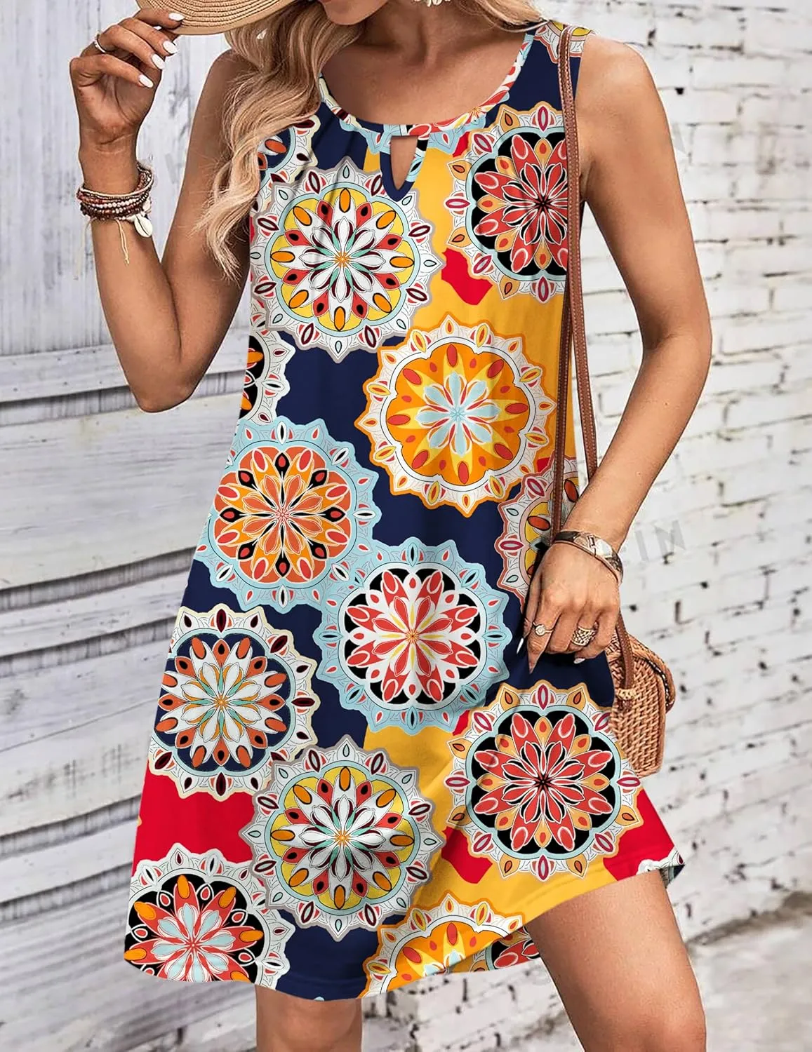 Zeagoo Womens Casual Summer Dresses 2025 Boho Sleeveless Sundresses with Pockets Pleated Beach Floral T Shirt Dresses